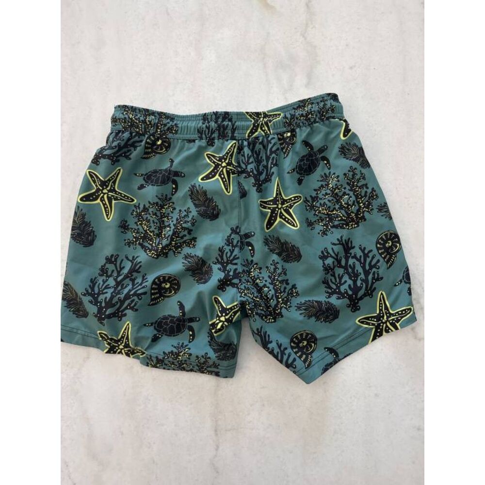Maamgic Men's Sea Turtle Starfish Coral Print Swim Trunks Size L 5" Inseam
